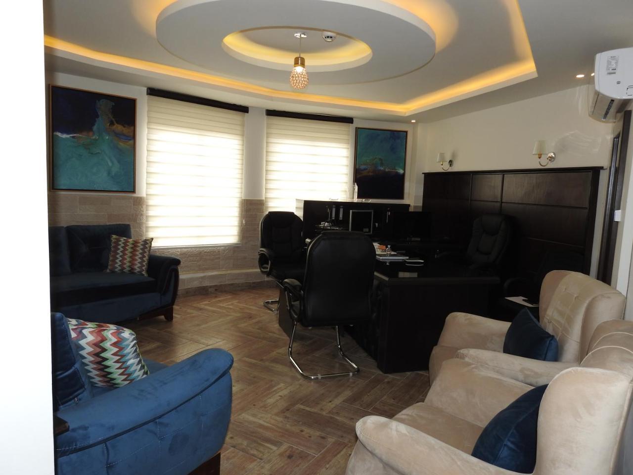 London Bridge Hotel Amman Exterior photo